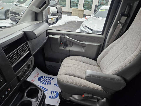 2016 Chevrolet Express 2500