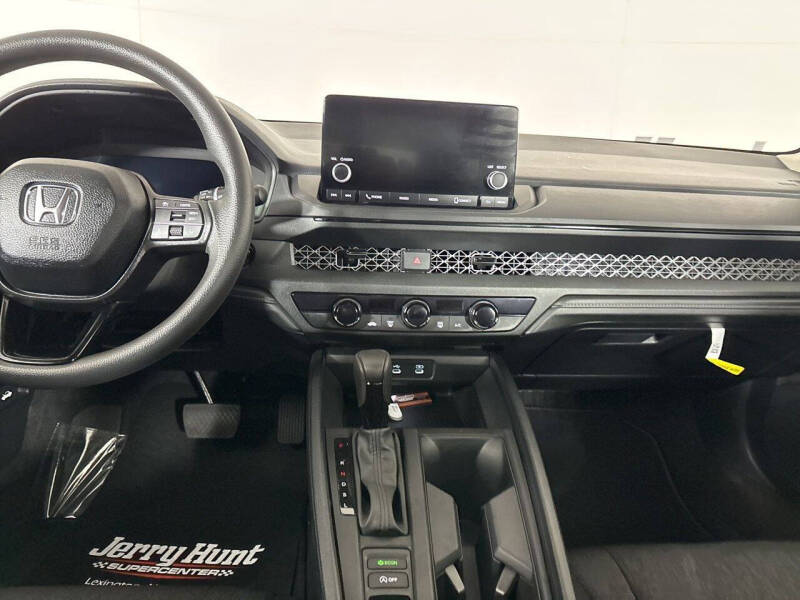 2025 Honda Accord LX