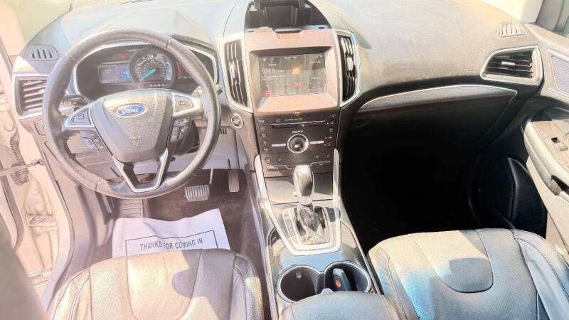 2016 Ford Edge Titanium