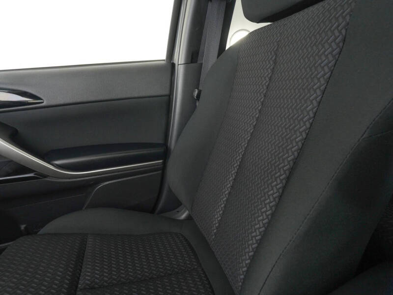 2025 Mitsubishi Eclipse Cross LE
