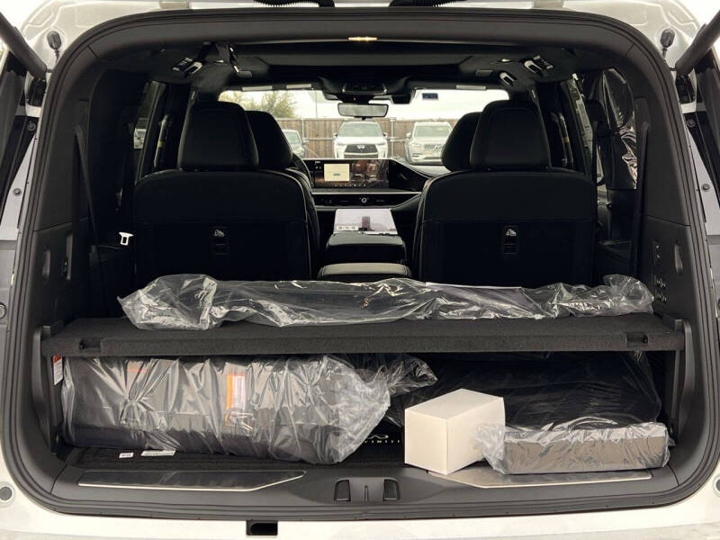 2026 Infiniti QX80 Autograph