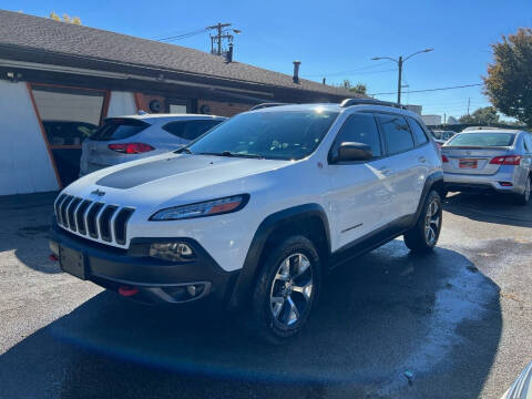 2014 Jeep Cherokee for sale at ROADSTAR MOTORS in Liberty Township OH