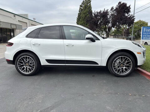 2016 Porsche Macan S