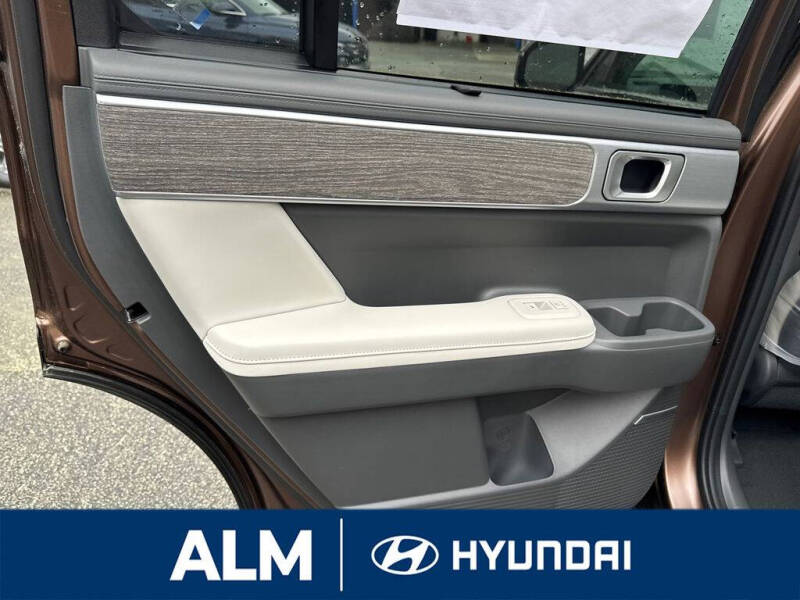 2025 Hyundai Santa Fe Hybrid Calligraphy