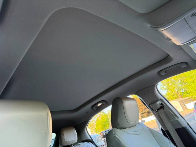 2019 Cadillac XT4 Premium Luxury