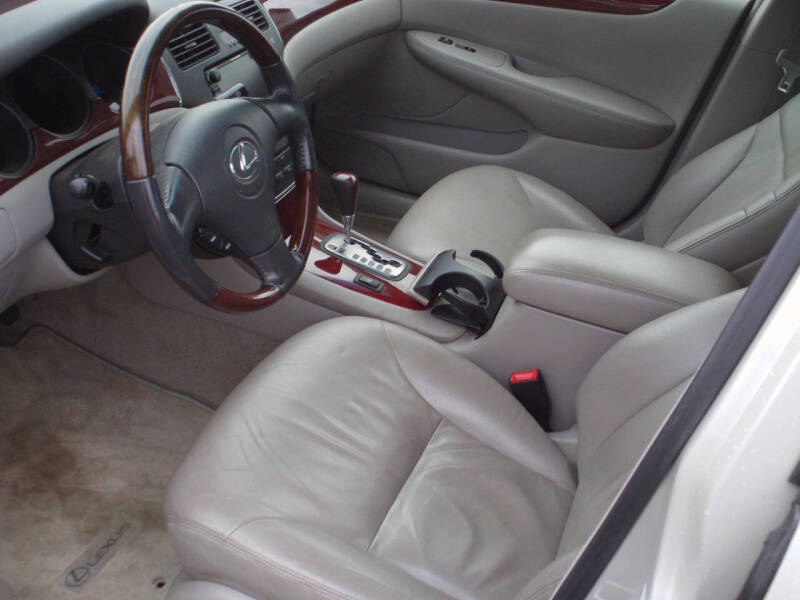 2002 Lexus ES 300