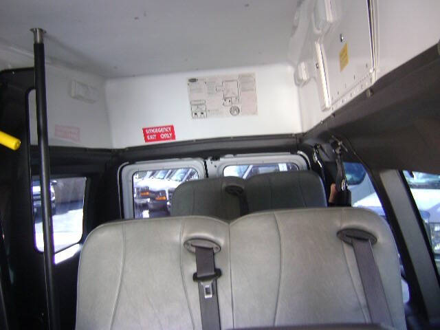 2013 Ford E-Series E-350 SD