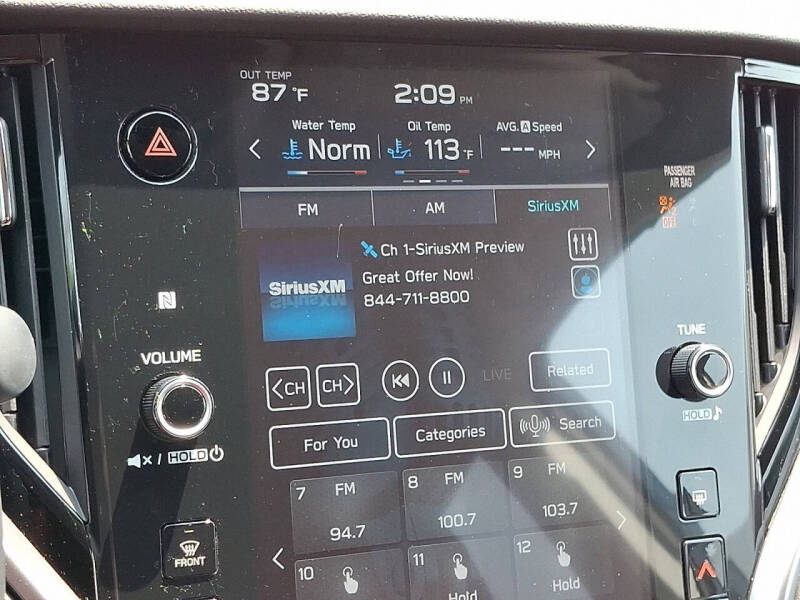 2025 Subaru Outback Premium