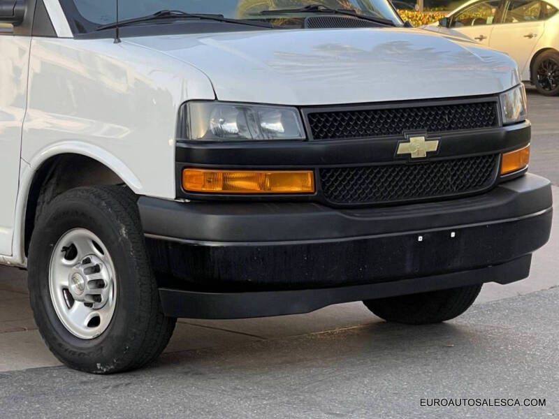 2021 Chevrolet Express 2500