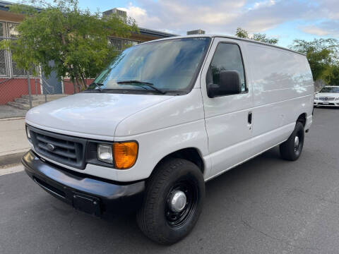 2006 Ford E-Series for sale at Singh Auto Outlet in North Hollywood CA