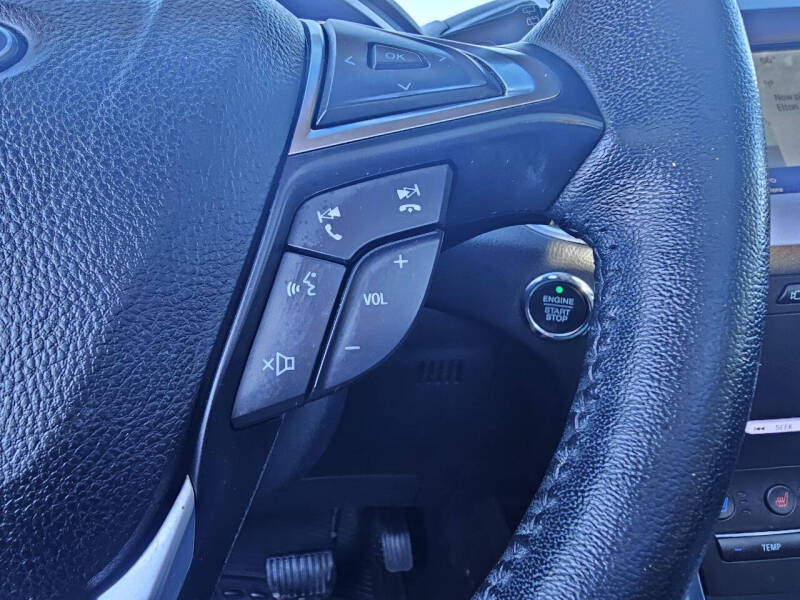 2020 Ford Edge Titanium