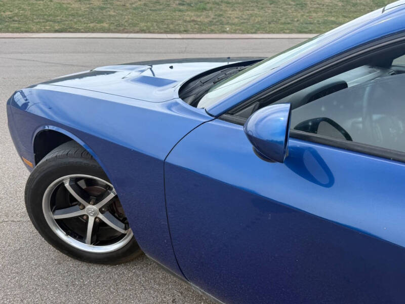 2012 Dodge Challenger SXT
