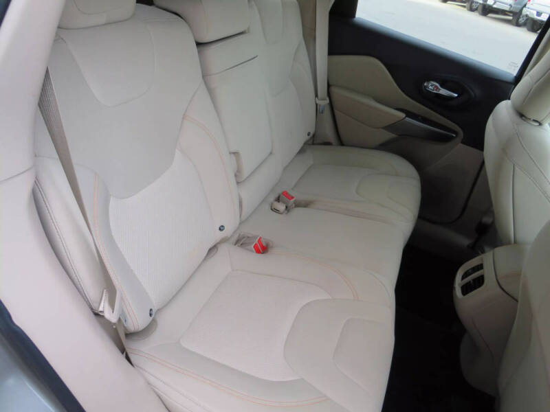 2019 Jeep Cherokee Latitude