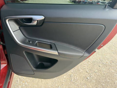 2017 Volvo XC60 T6 Dynamic