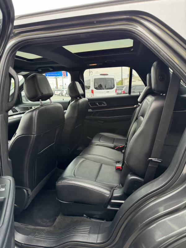 2017 Ford Explorer Limited