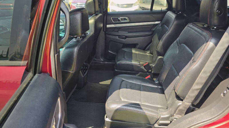 2016 Ford Explorer Sport