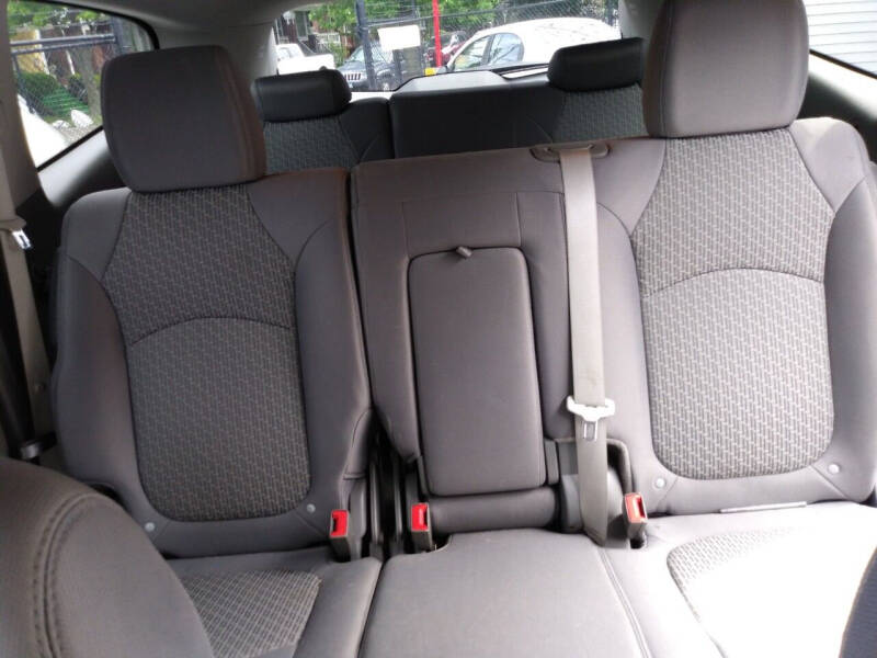 2012 Chevrolet Traverse LS