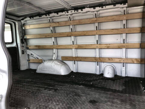 2024 GMC Savana 2500