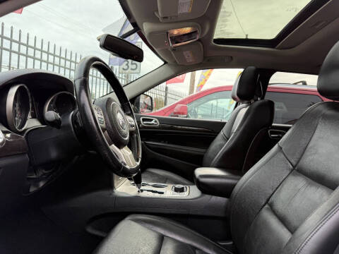 2011 Jeep Grand Cherokee Laredo