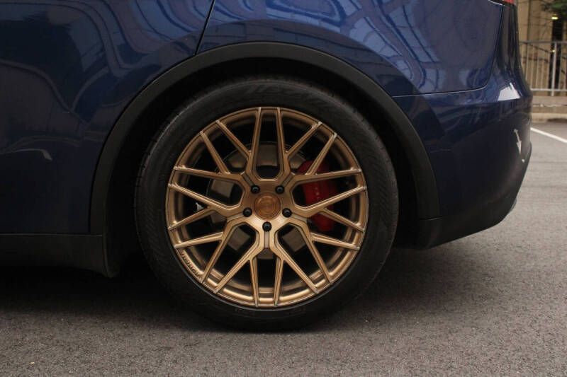 2021 Tesla Model Y Performance