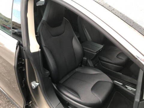 2015 Tesla Model S 70D