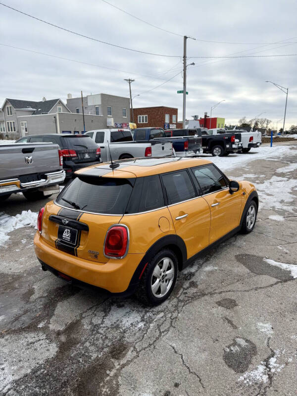 2016 MINI Hardtop 4 Door Cooper