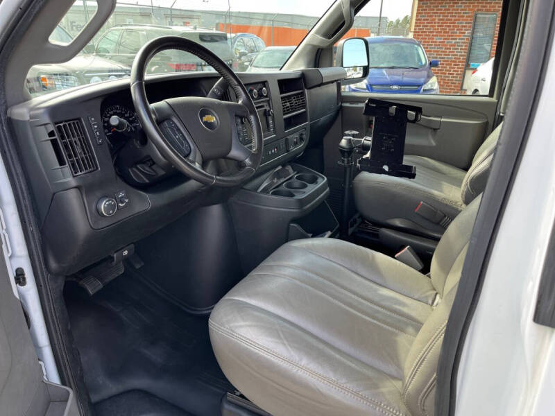 2020 Chevrolet Express 2500