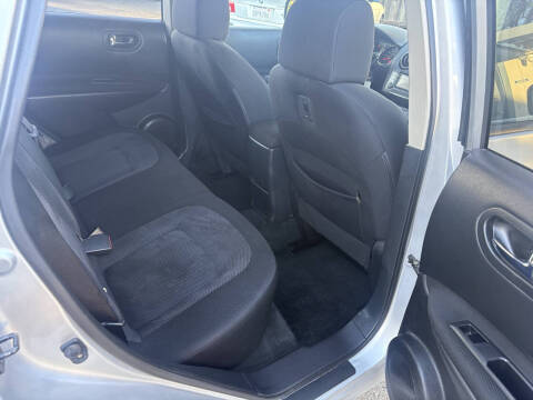 2012 Nissan Rogue S