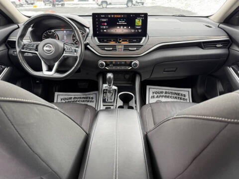 2023 Nissan Altima 2.5 SV