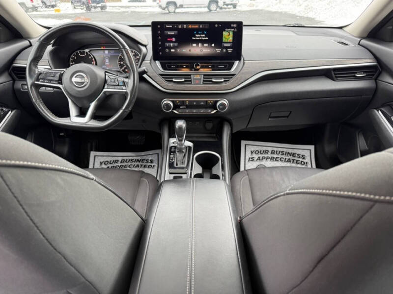 2023 Nissan Altima 2.5 SV