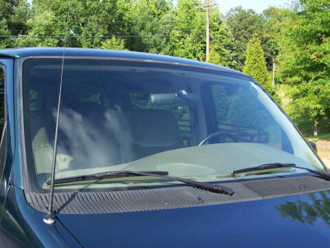 2000 Ford E-Series E-150