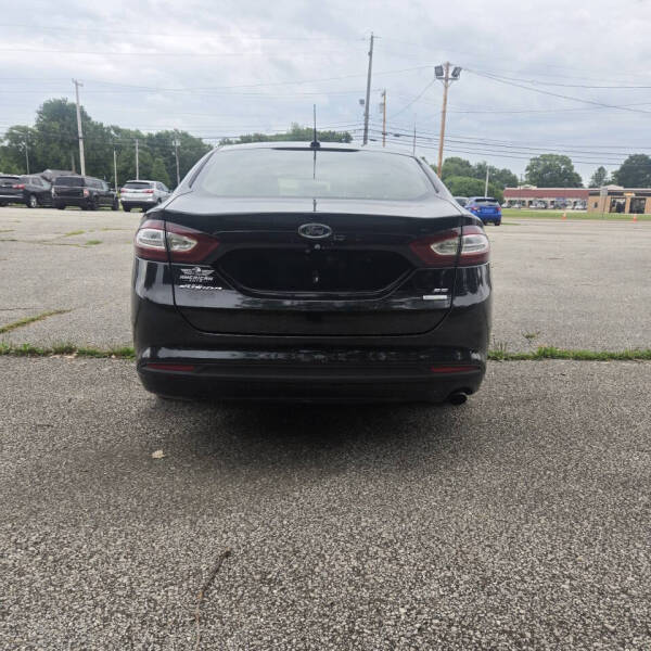 2014 Ford Fusion SE
