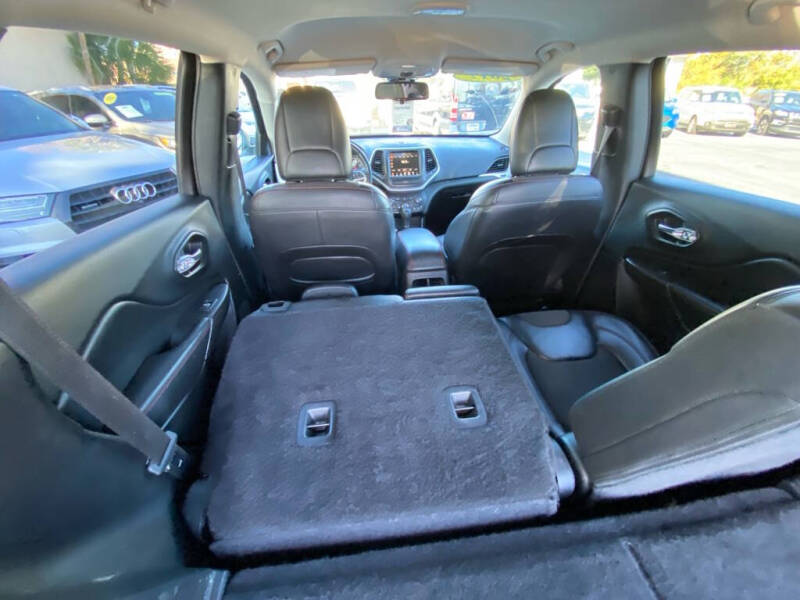 2017 Jeep Cherokee Trailhawk