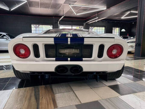 2005 Ford GT