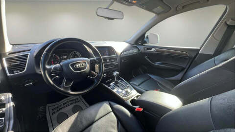 2017 Audi Q5 2.0T quattro Premium Plus