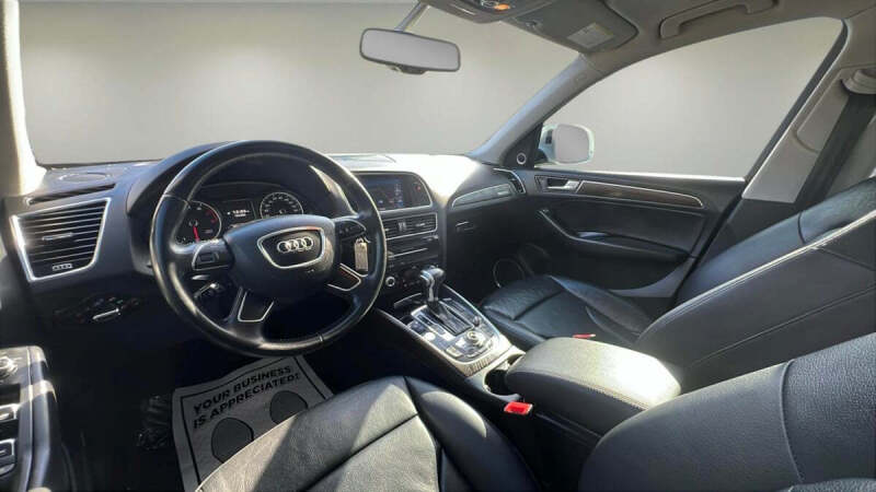 2017 Audi Q5 2.0T quattro Premium Plus