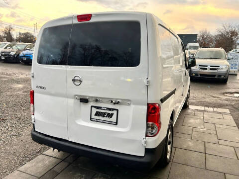 2015 Nissan NV200