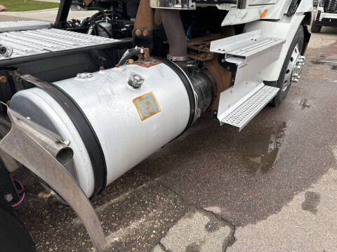 2021 International RH613