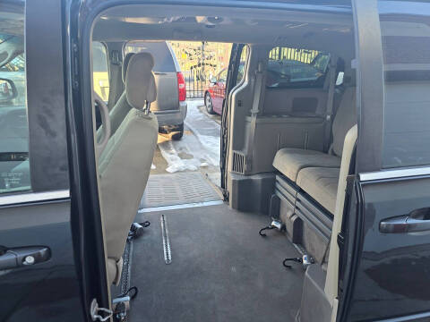 2012 Dodge Grand Caravan Crew