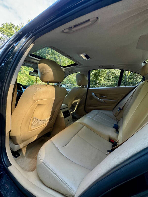 2013 BMW 3 Series 328i