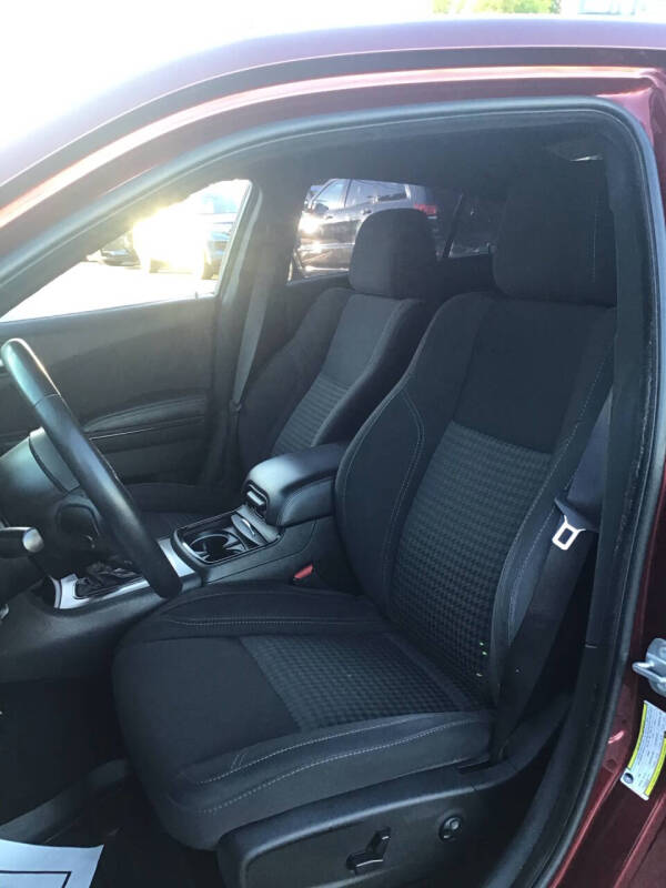 2019 Dodge Charger SXT