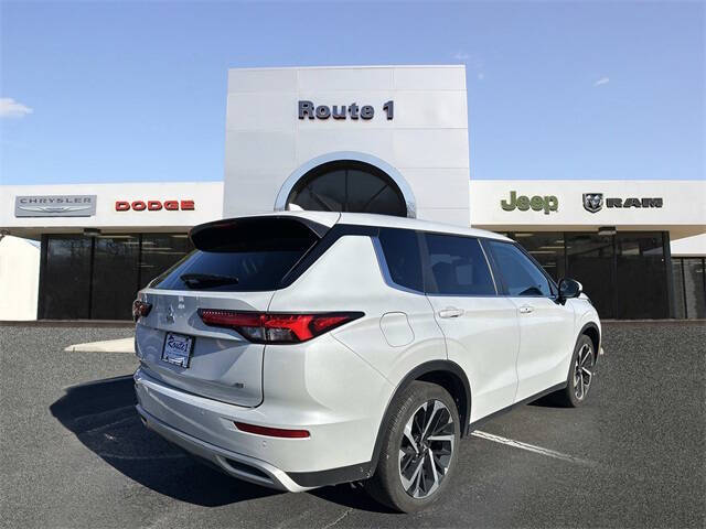 2024 Mitsubishi Outlander SE