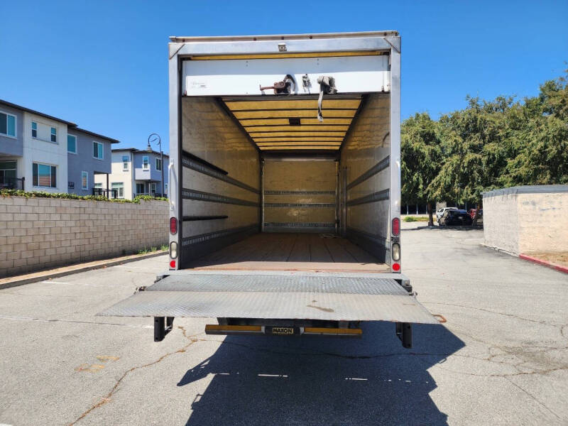 2018 International DuraStar 4300