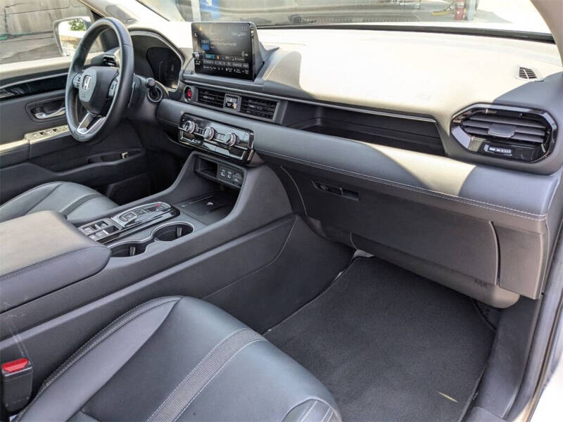 2024 Honda Pilot Touring