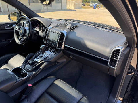 2016 Porsche Cayenne