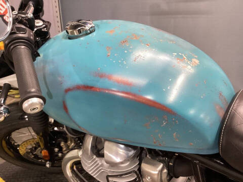 2022 Royal Enfield INT650