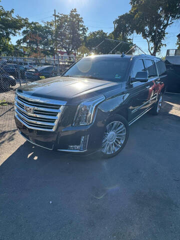 2017 Cadillac Escalade ESV Platinum