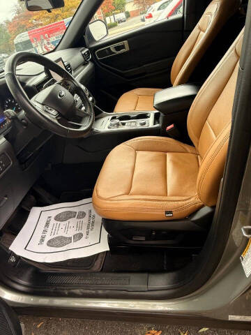 2020 Ford Explorer XLT