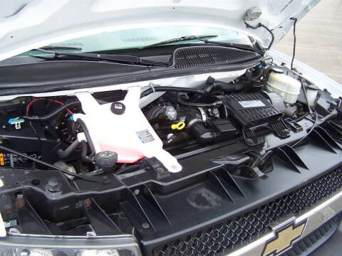 2017 Chevrolet Express LT 2500