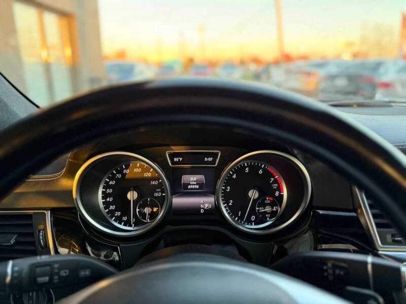 2015 Mercedes-Benz GL-Class GL 550 4MATIC